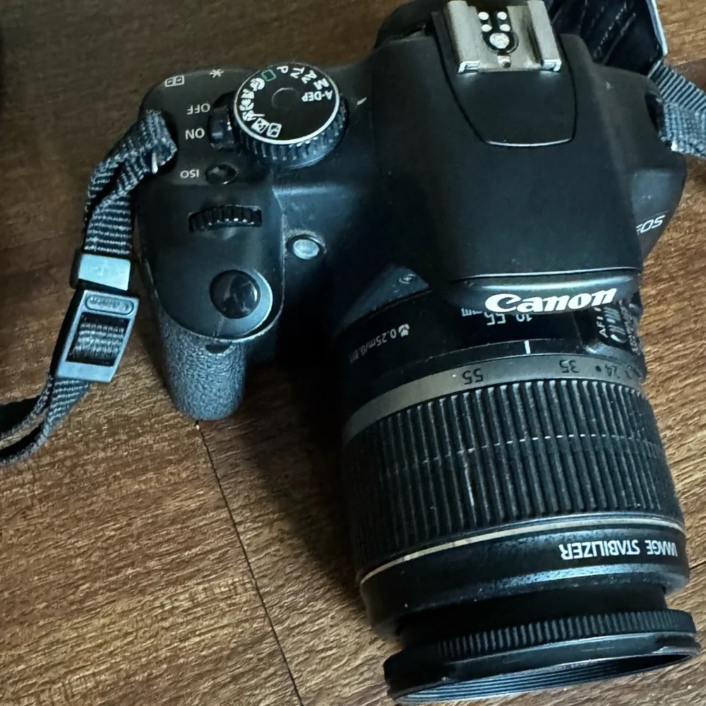 Canon EOS Rebel T3i DSLR Camera Bundle w/ 18–55mm Lens + Canon Bag